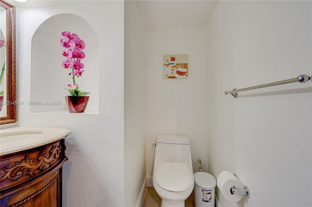 8535 SW 152nd Ave , Unit 204, Miami, FL 33193 Photo