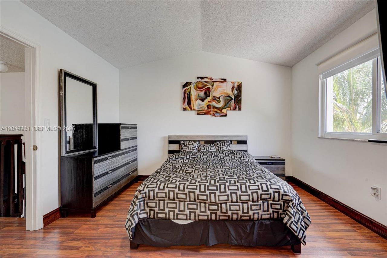 8535 SW 152nd Ave , Unit 204, Miami, FL 33193 Photo