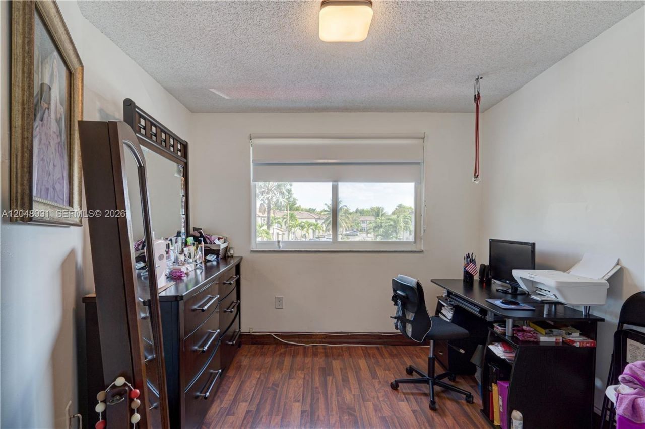 8535 SW 152nd Ave , Unit 204, Miami, FL 33193 Photo