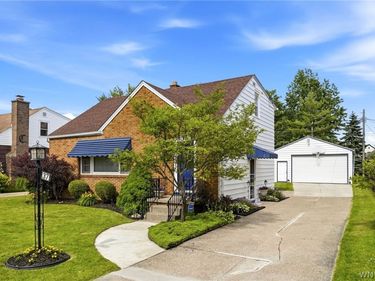 37 Petan Drive, Buffalo, NY 14225