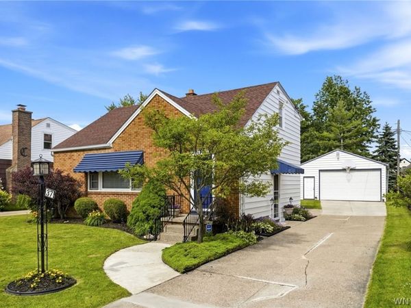 37 Petan Drive, Buffalo, NY 14225