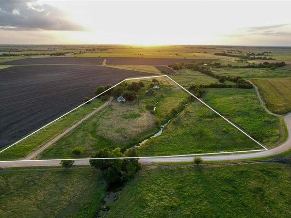 14940 Cathy Creek Road , Holland, TX 76534