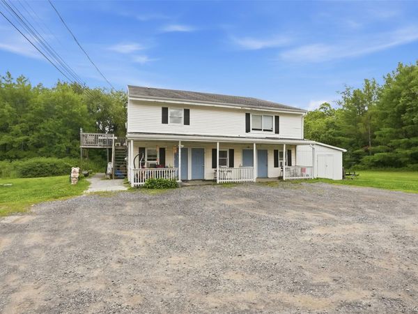 5562 Route 9G , Hudson, NY 12534