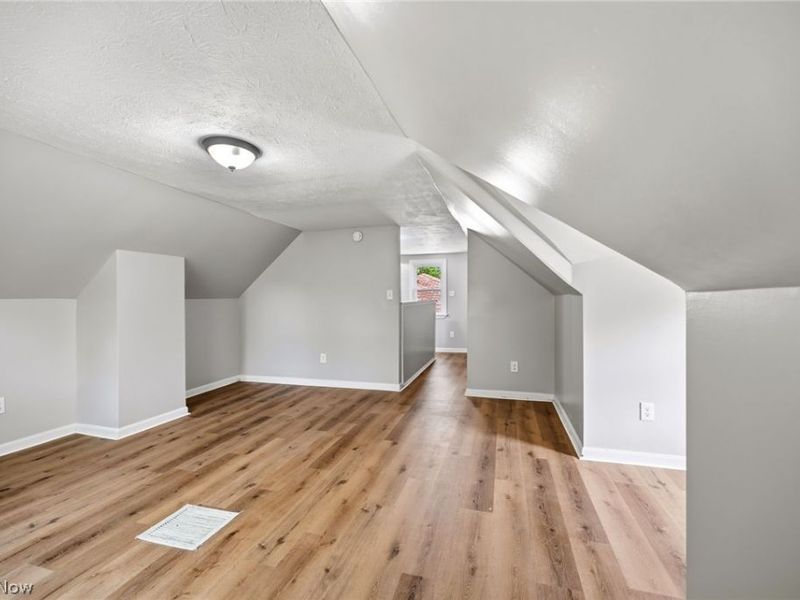 20803 Kenyon Drive, Maple Heights, OH 44137 Photo 17