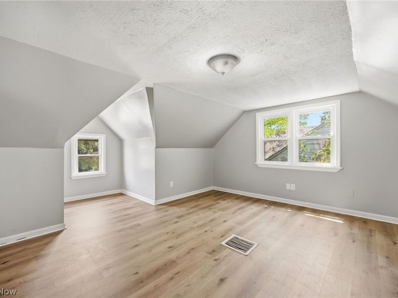 20803 Kenyon Drive, Maple Heights, OH 44137 Photo 18