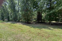 323 Stoudenmire St  photo 4