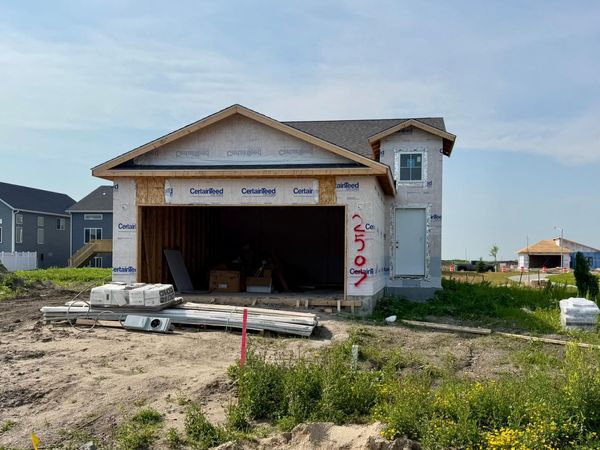 2507 37th Avenue S, Moorhead, MN 56560