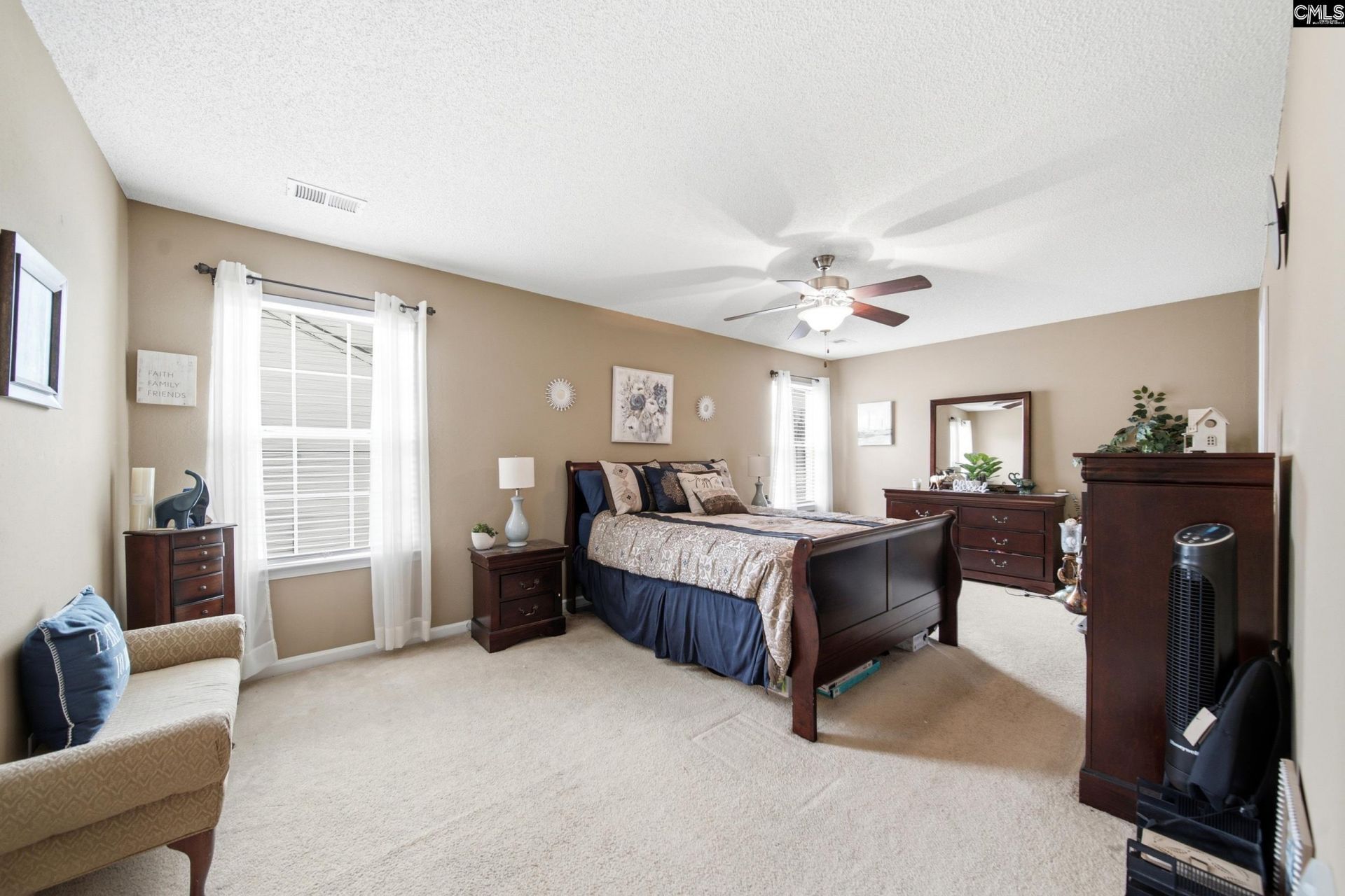 158 Hester Woods Drive  Photo 17