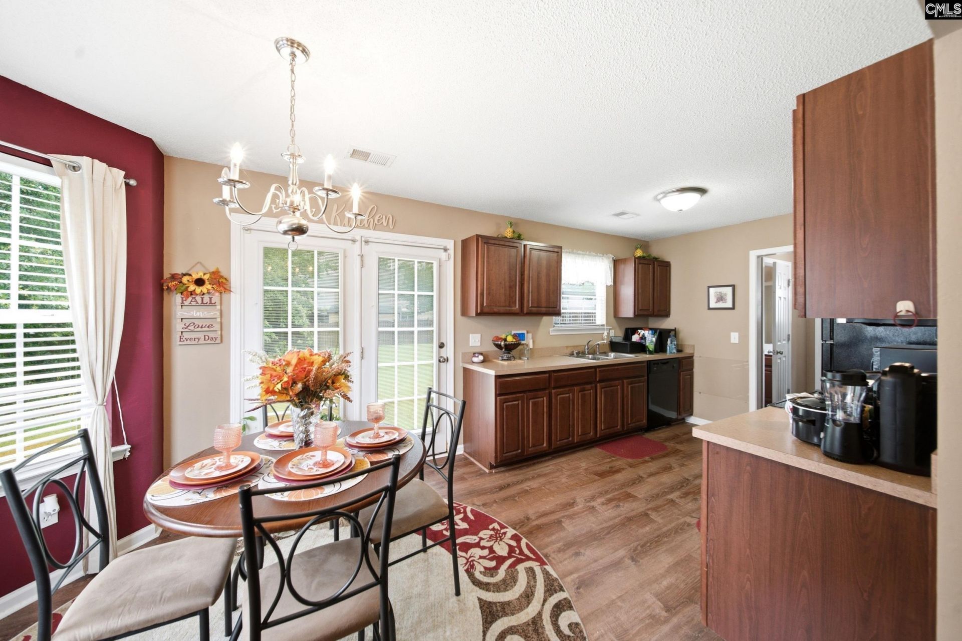 158 Hester Woods Drive  Photo 8