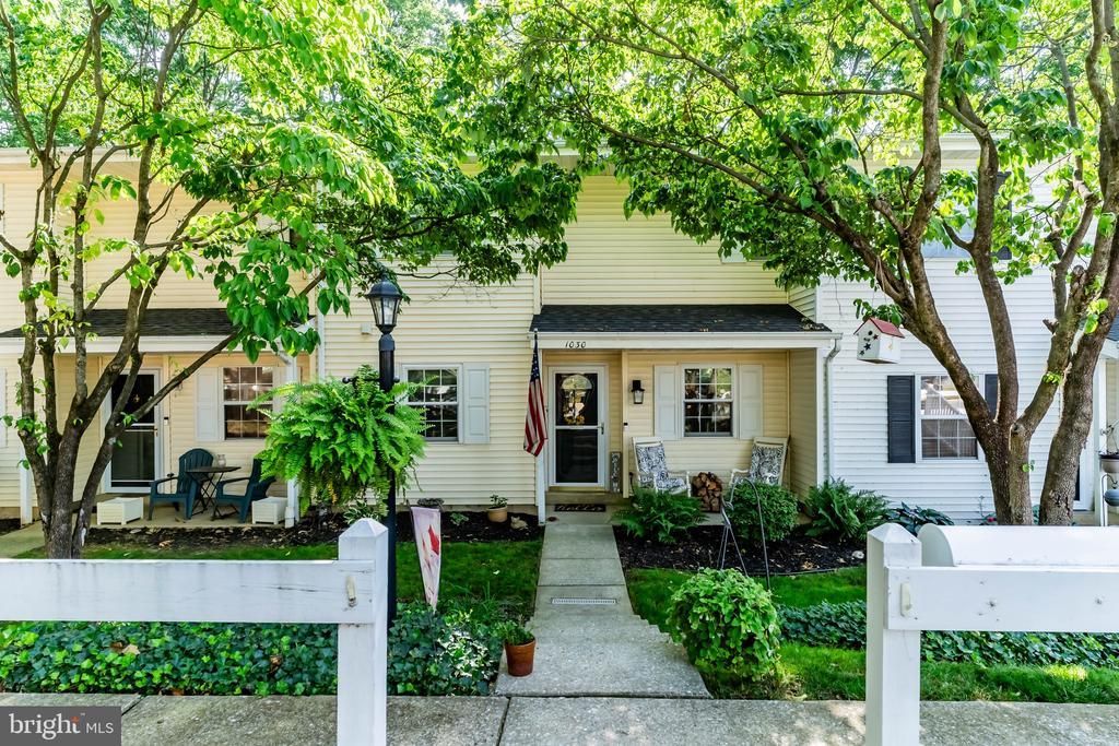 1030 W FOXCROFT DRIVE, CAMP HILL, PA 17011