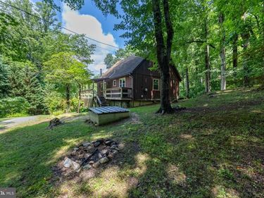 101 MIDDLE RIVER RIDGE ROAD , STANARDSVILLE, VA 22973