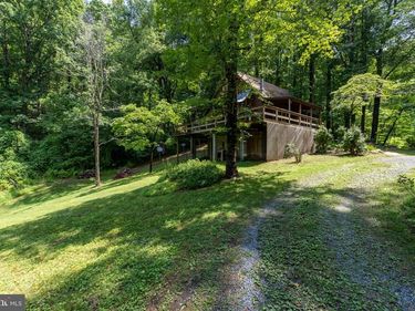 101 MIDDLE RIVER RIDGE ROAD, STANARDSVILLE, VA 22973