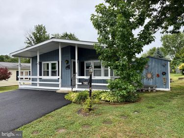 614 STREAM VIEW DRIVE, NORTH WALES, PA 19454