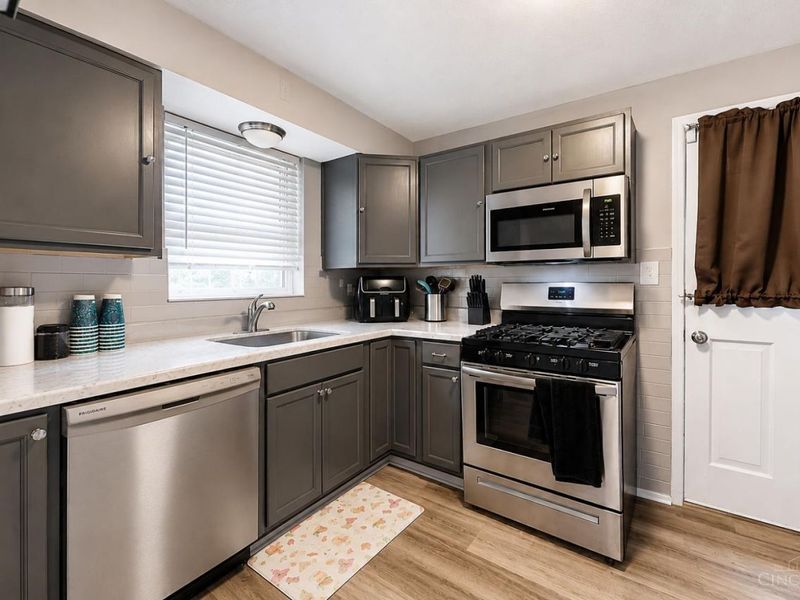 1625 W Belmar Place, North College Hill, OH 45224 Photo 7