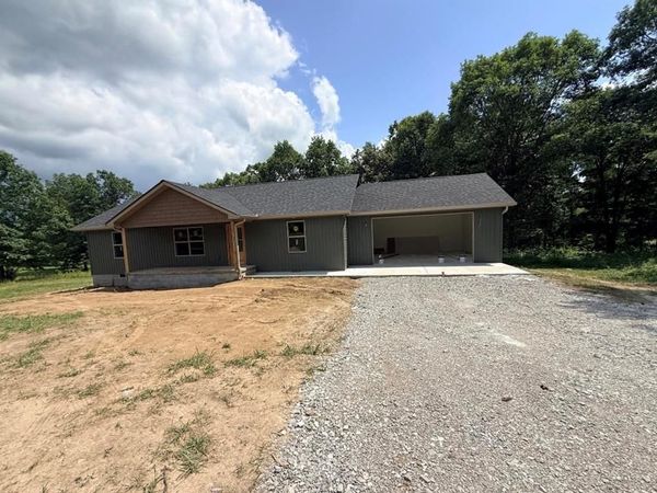 352 Old Wes Baldwin Rd, Jamestown, TN 38556