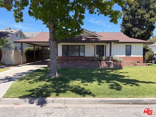 4421 Stanbridge Avenue, Long Beach, CA 90808