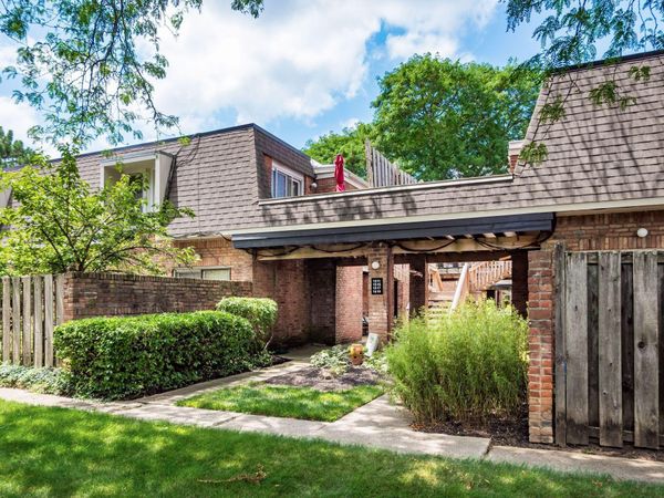1519 Lafayette Drive , Unit B, Columbus, OH 43220
