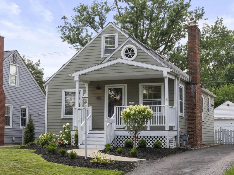 105 E Royal Forest Boulevard, Columbus, OH 43214 Photo 2