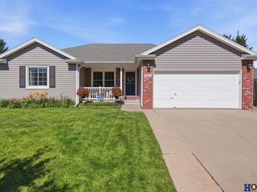 4911 NW 10 Street, Lincoln, NE 68521