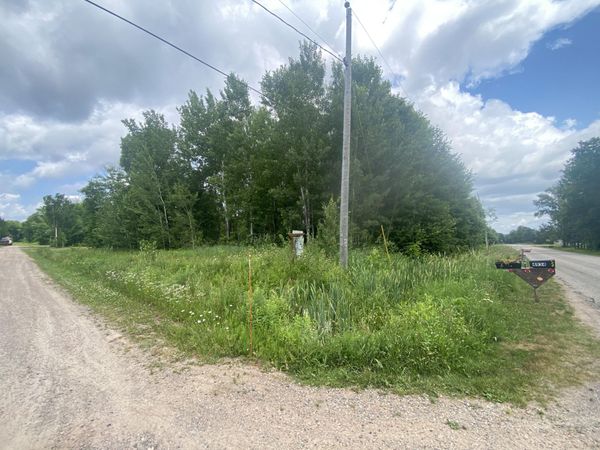 150 x 237 E 5 Mile RD, Sault Ste Marie, MI 49783