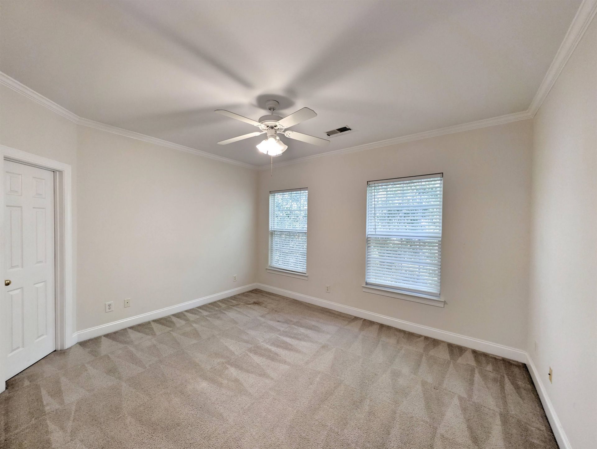 143-g Crane Dr. Photo 17
