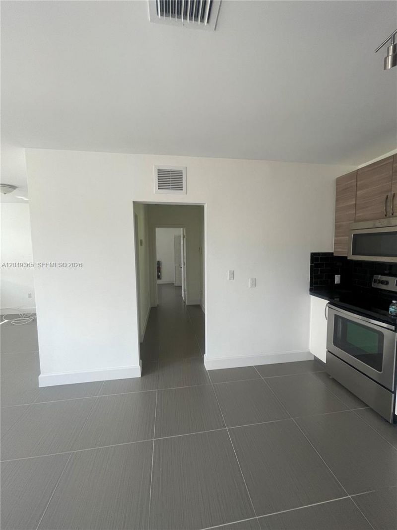 545 NW 121st St , Unit 545, North Miami, FL 33168 Photo