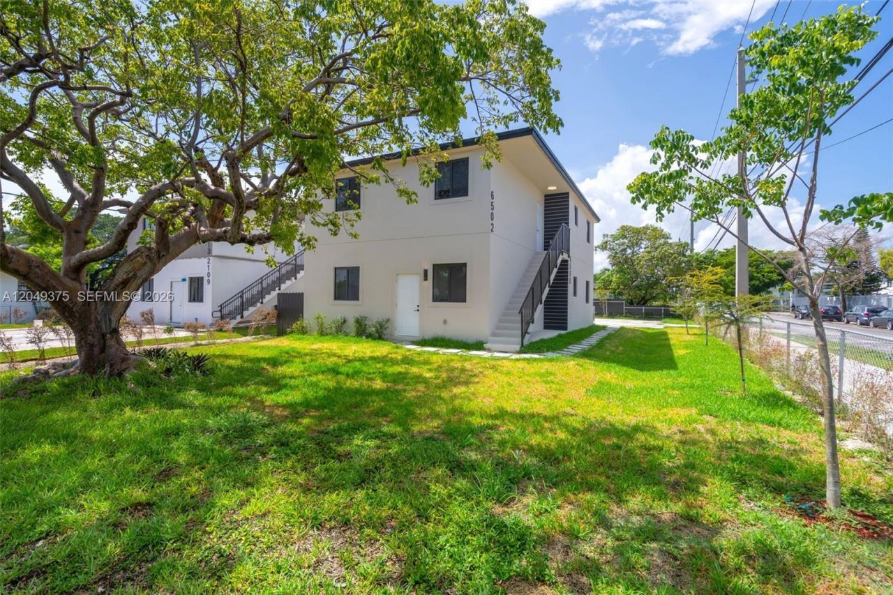 6500 NW 21st Ave , Unit 6502, Miami, FL 33147 Photo