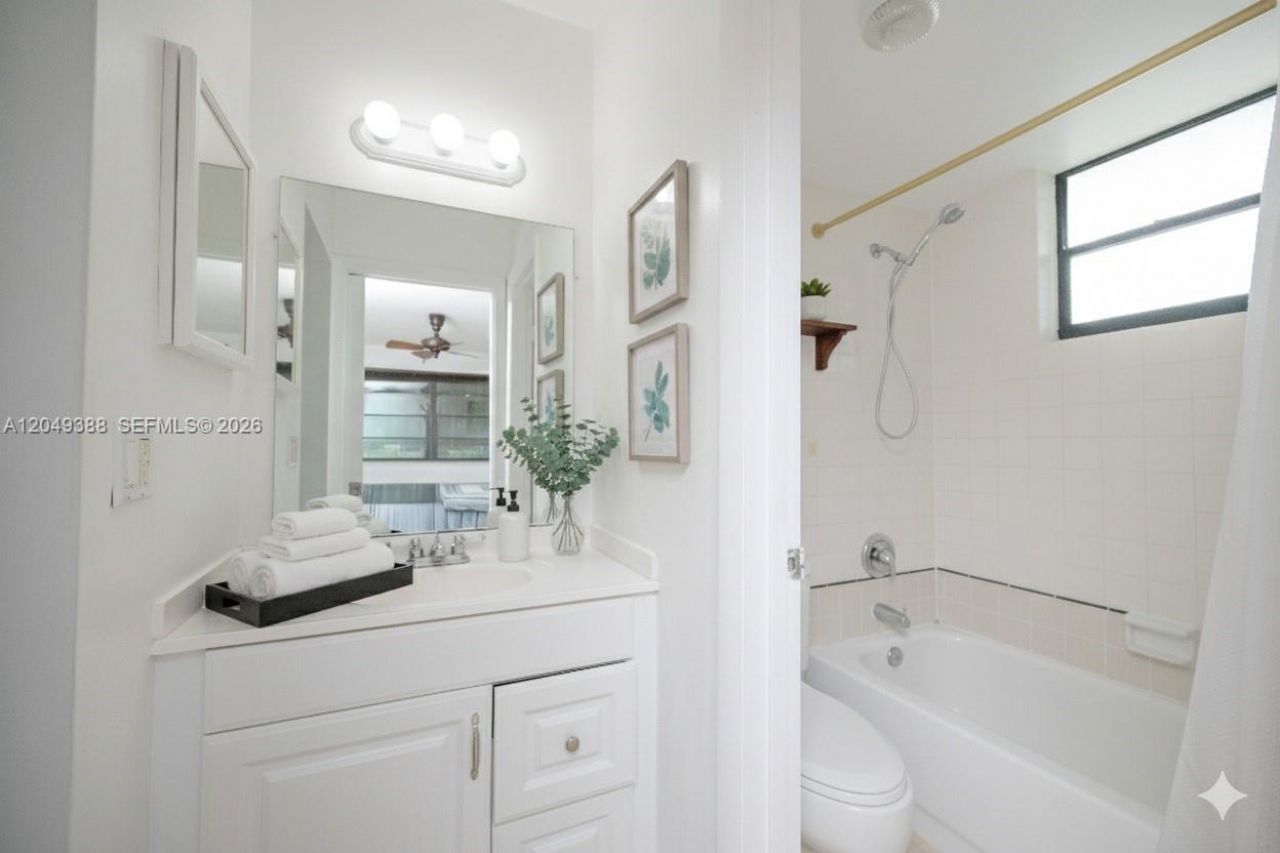 7965 SW 86th St , Unit 126, Miami, FL 33143 Photo