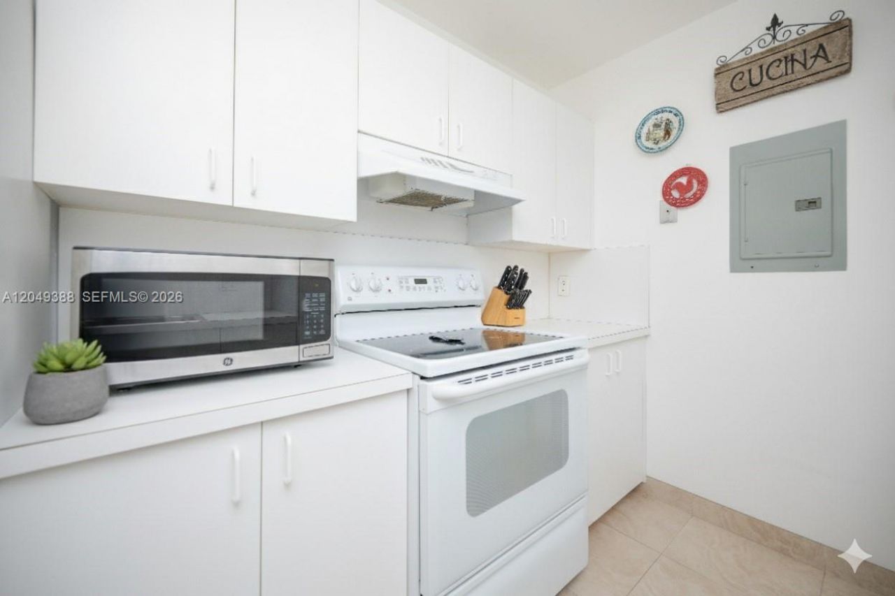 7965 SW 86th St , Unit 126, Miami, FL 33143 Photo