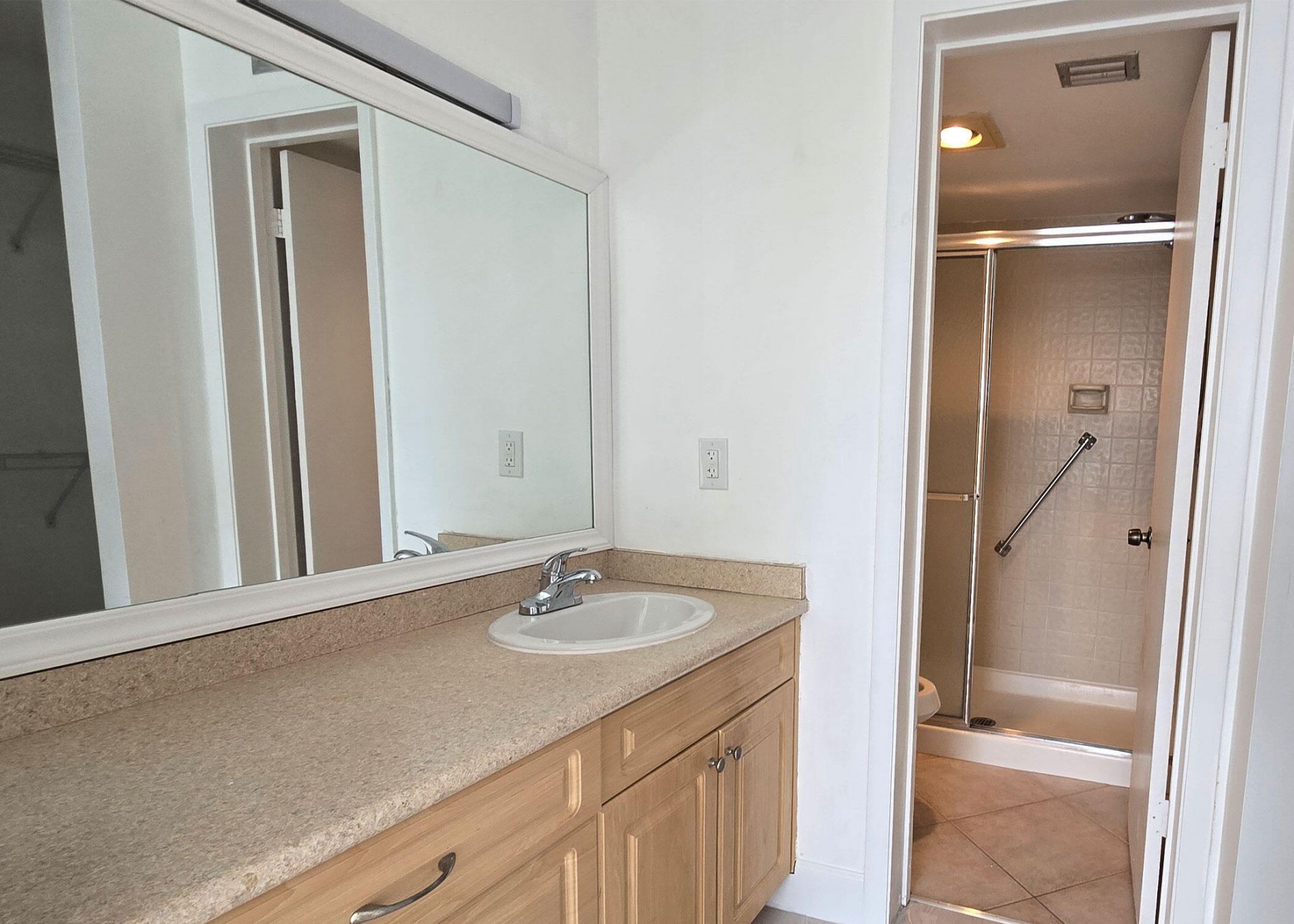 3000 NW 42nd Avenue, Unit B302, Coconut Creek, FL 33063 Photo