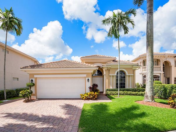 8102 Valhalla Drive, Delray Beach, FL 33446