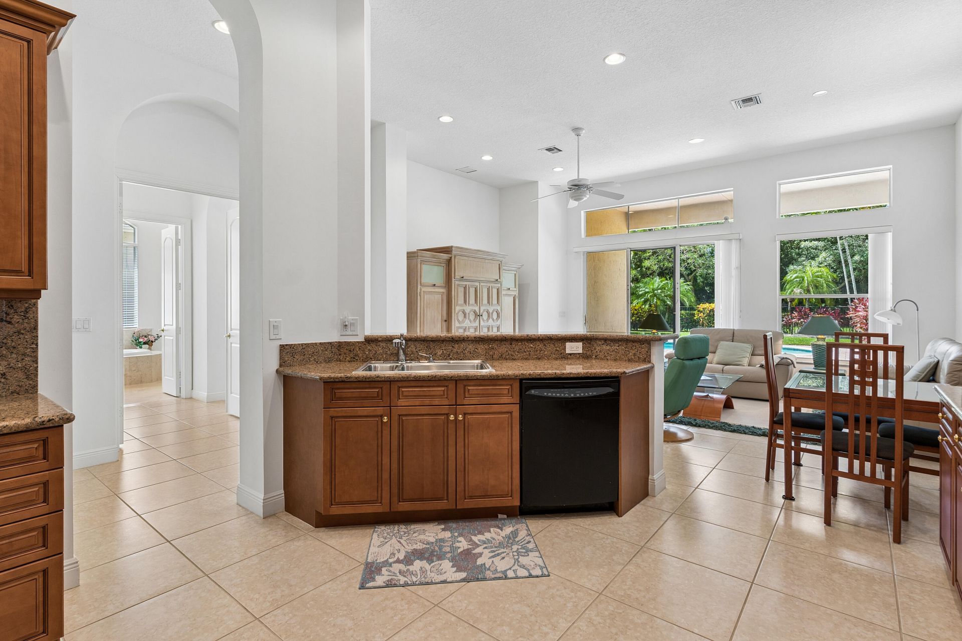 8102 Valhalla Drive, Delray Beach, FL 33446 Photo