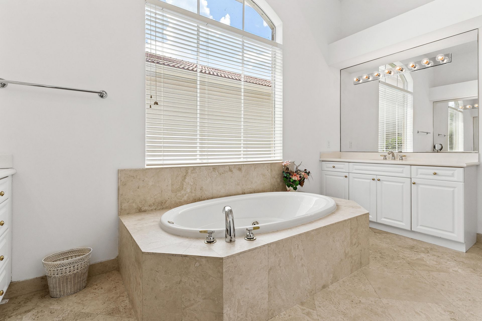 8102 Valhalla Drive, Delray Beach, FL 33446 Photo