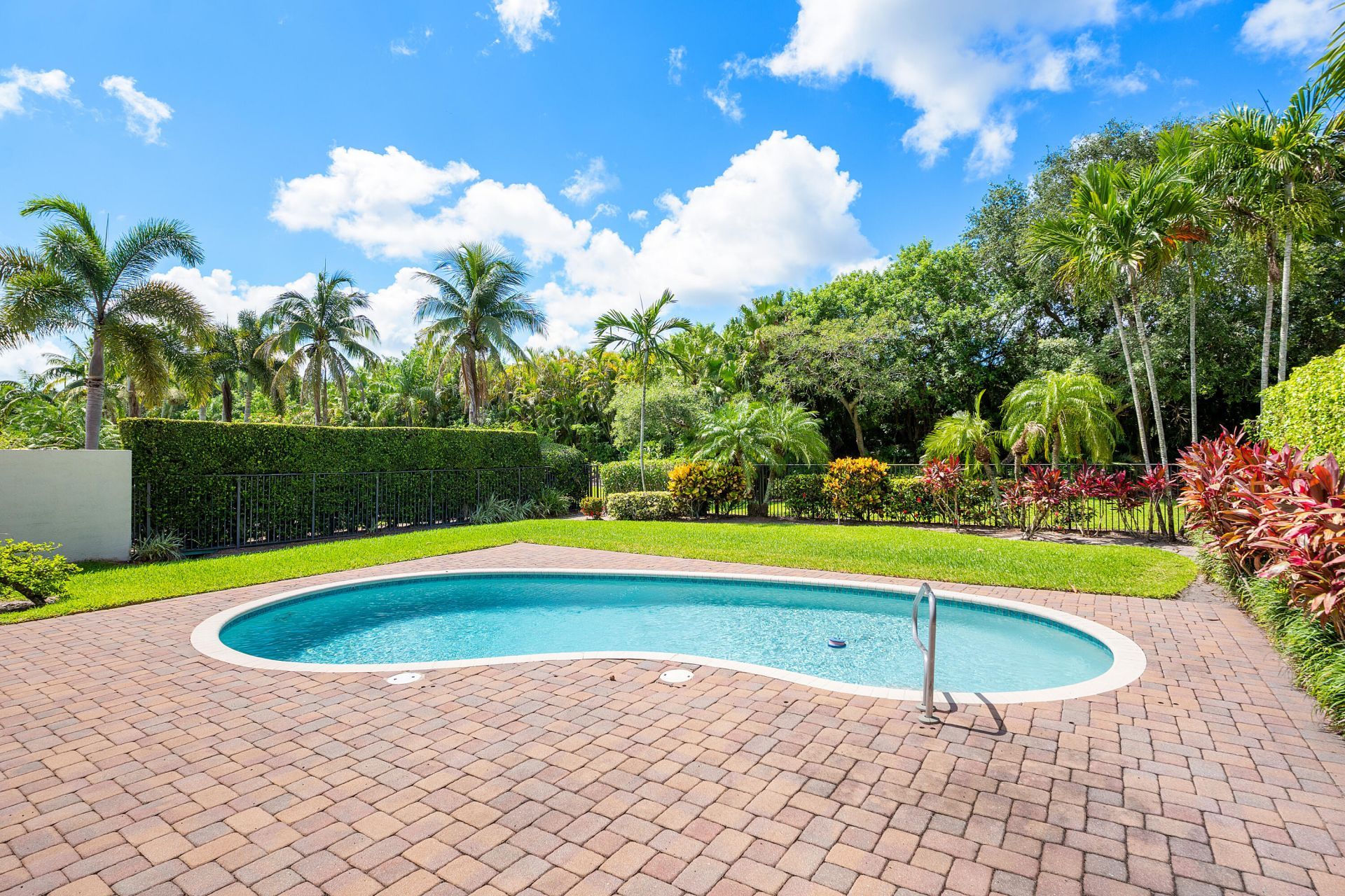 8102 Valhalla Drive, Delray Beach, FL 33446 Photo