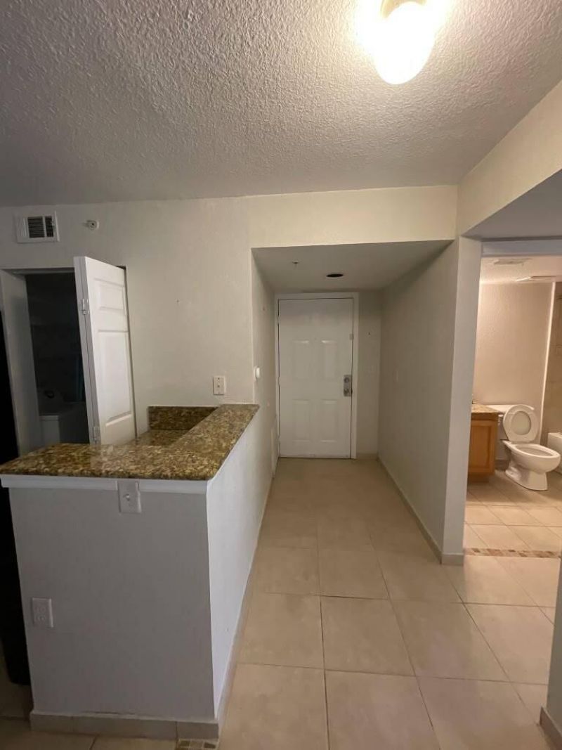 241 SW Palm Drive, Unit 106, Port Saint Lucie, FL 34986 Photo