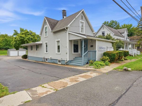 208 E Whitley Street, Churubusco, IN 46723