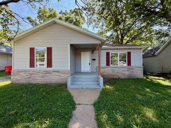 1120 N Rogers Avenue, Springfield, MO 65802