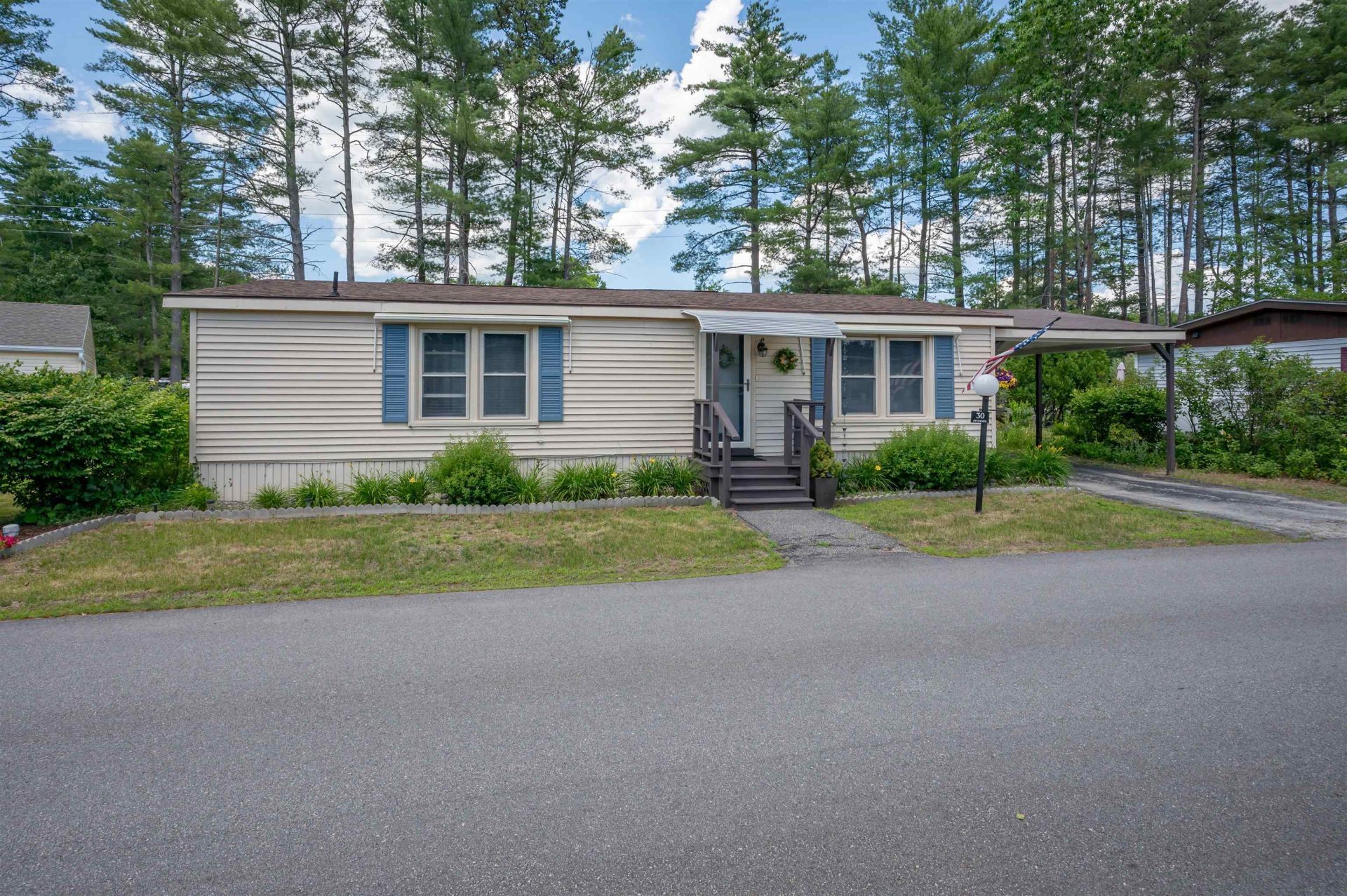 30 Country Way, Goffstown, NH 03045 Main Photo