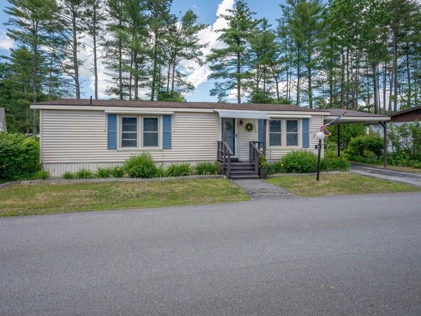 30 Country Way, Goffstown, NH 03045