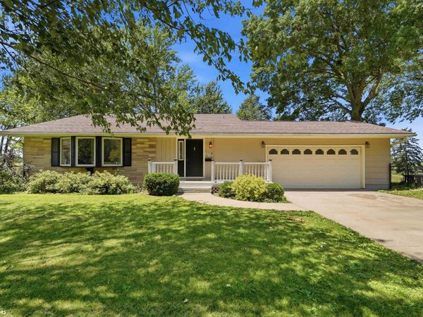 116 Orchard Lane, New London, IA 52645