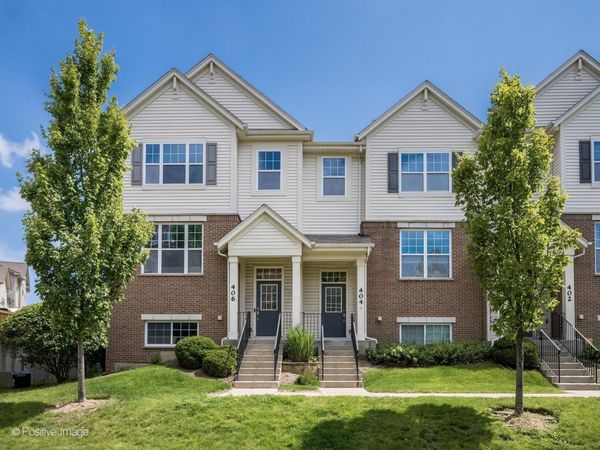 406 Concord Court , Morton Grove, IL 60053