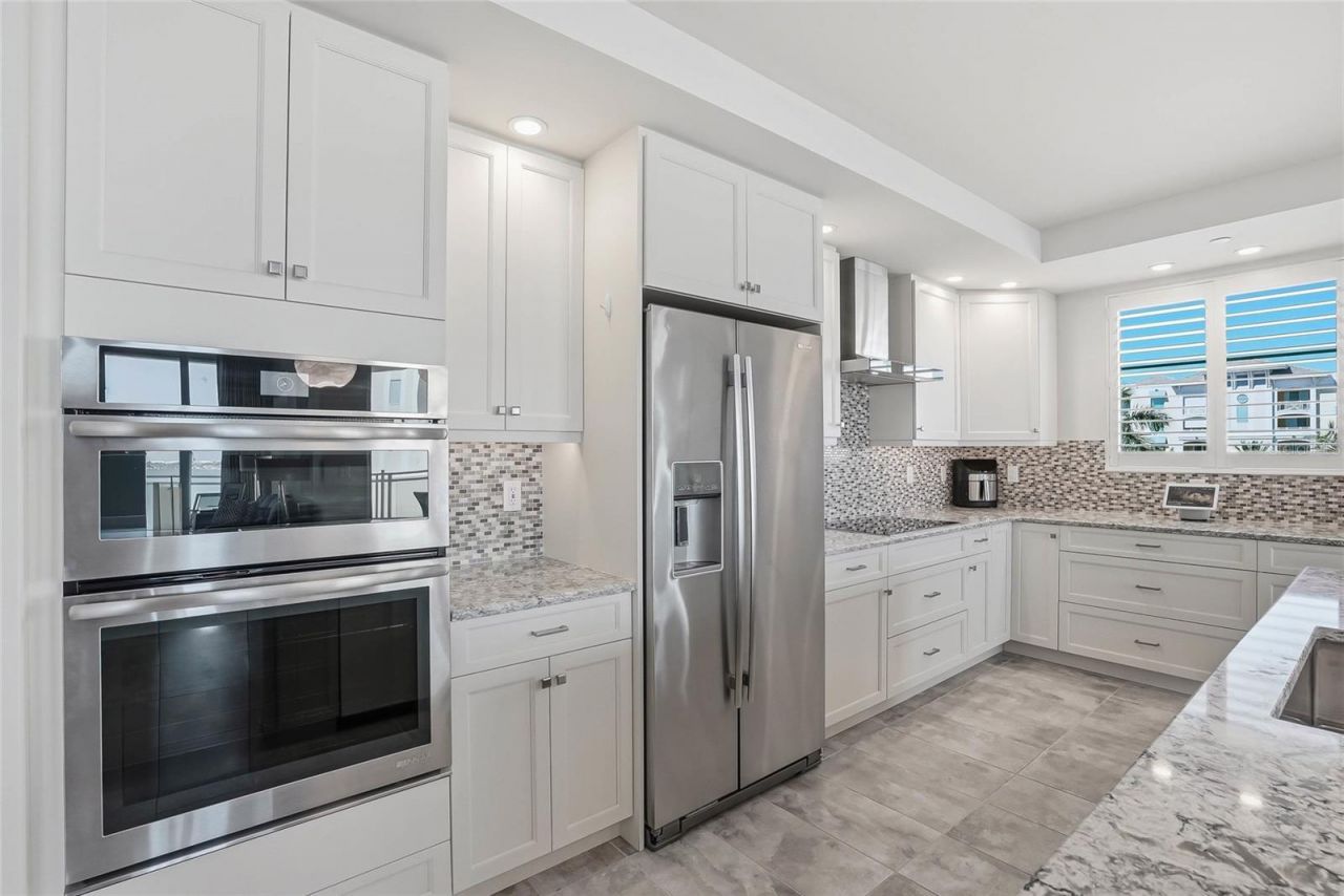 650 Collany Road, Unit 401, Tierra Verde, FL 33715 Photo