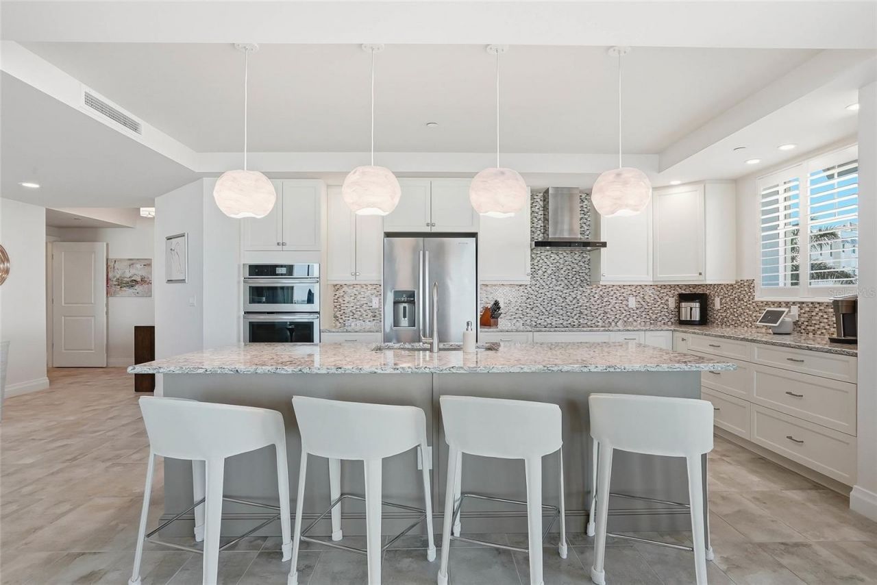 650 Collany Road, Unit 401, Tierra Verde, FL 33715 Photo
