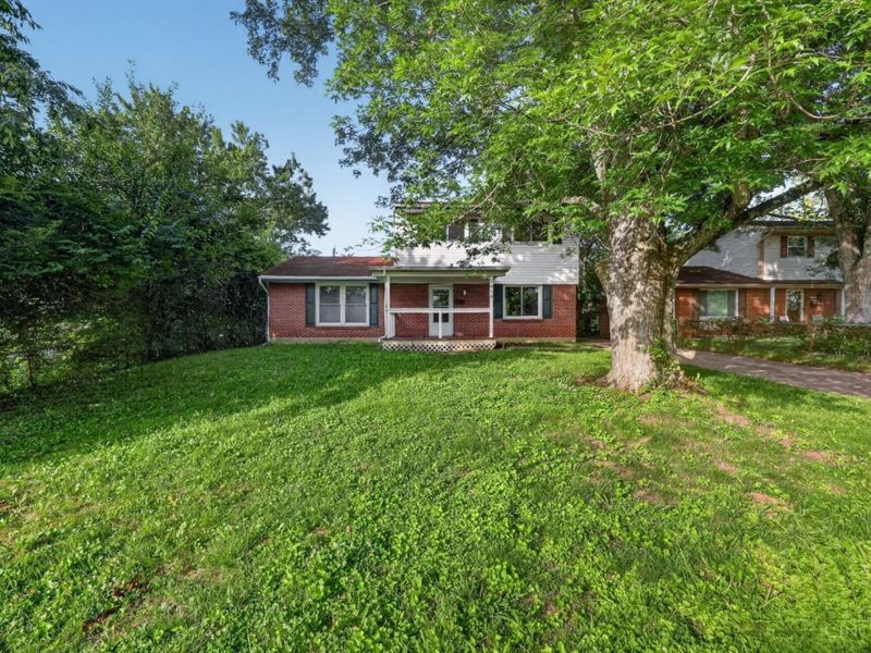 2015 Windmill Way, Cincinnati, OH 45240 Photo 2