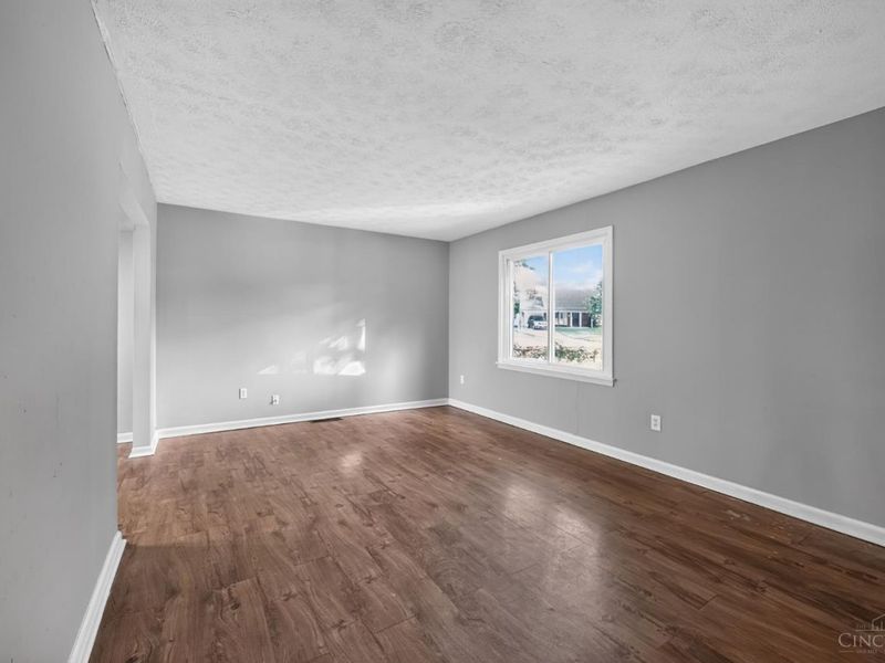 2015 Windmill Way, Cincinnati, OH 45240 Photo 4