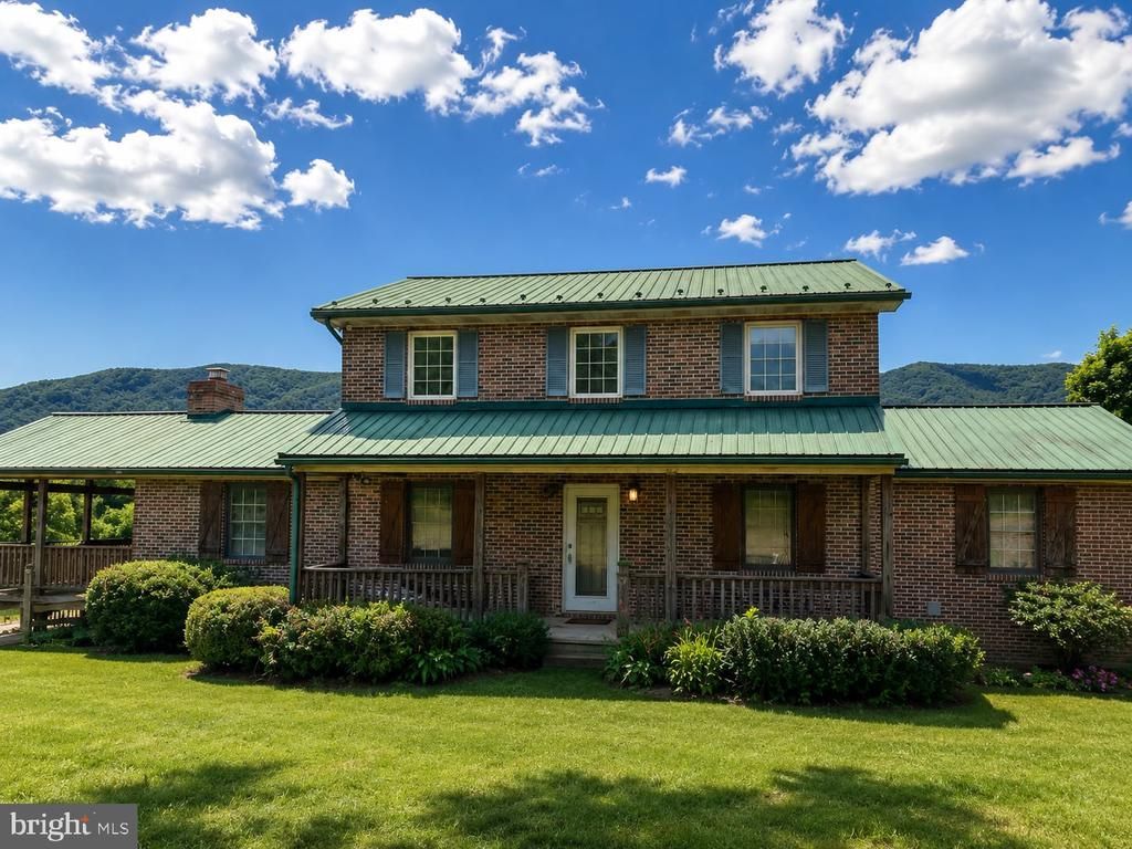 134 SPRING MOUNTAIN WAY, FORT VALLEY, VA 22652