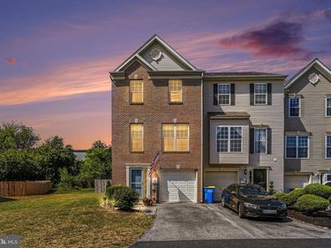 270 COUNTRY RIDGE DRIVE, RED LION, PA 17356