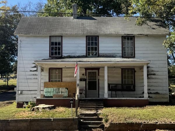 1170 S Ocoee Street , Cleveland, TN 37311