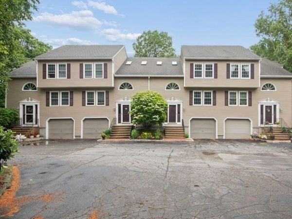 4 Herbert Drive, Unit B, Sutton, MA 01590