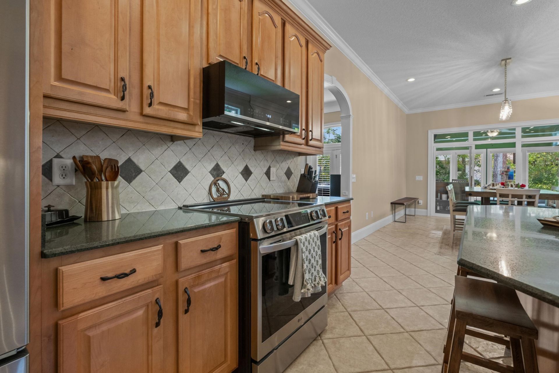 5017 Gilbert Ln.  Photo 22
